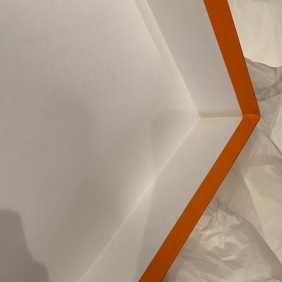 Box - Picture 6 of 8